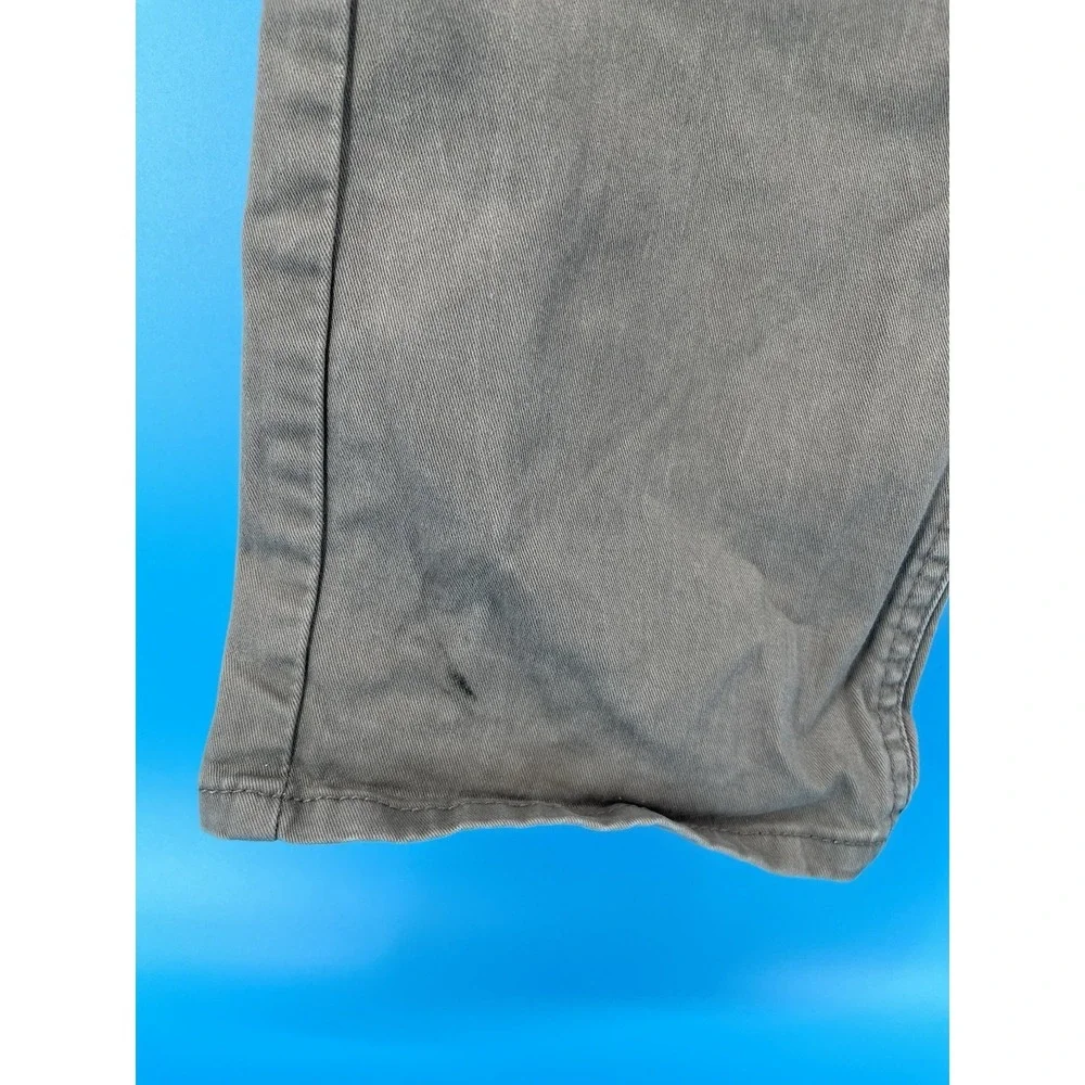 Levis pre owned